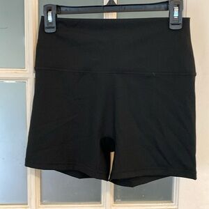 Aerie Offline Black Biker Shorts Size Large